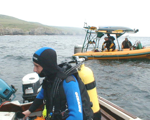 Seadart Divers on site getting ready to enter water.